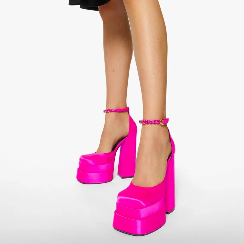 VERSACE PLATFORM PUMPS